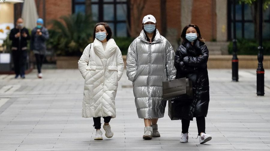 Dari 1,4 juta orang yang terinfeksi virus corona, jumlah pasien sembuh lebih banyak ketimbang yang meninggal.