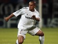Roberto Carlos, Kaki Kiri yang Menantang Ilmu dan Logika