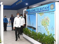 Penting! Jokowi: Wajib Pakai Masker kalau Keluar Rumah