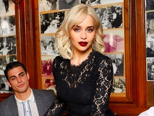 Alasan Emilia Clarke Ogah Tonton House of The Dragon
