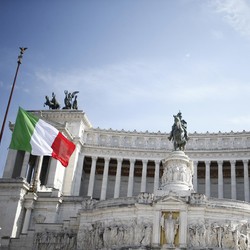 Kabar Baik! Kasus Corona Turun, Italia Buka Lockdown 4 Mei