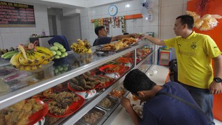 Daftar 50 Warteg Gratis untuk Pekerja Informal dan Ojol