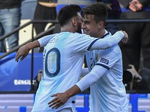 Dybala Gigit Jari, Dilarang AS Roma Nonton Laga Perpisahan Messi