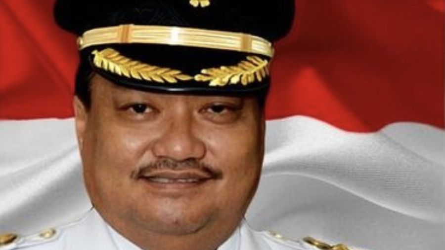 Bupati Morowali Utara Aptripel Tumimomor dimakamkan di Kabupaten Gowa, Sulawesi Selatan.