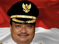 Bupati Morowali Utara Dimakamkan dengan Protokol Covid-19