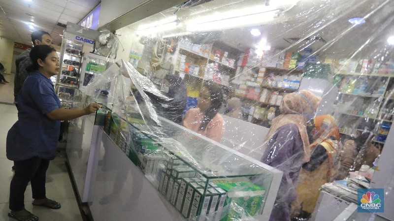COVID-19 atau virus corona tengah menyebar dan menginfeksi lebih dari 1 juta orang di seluruh dunia.