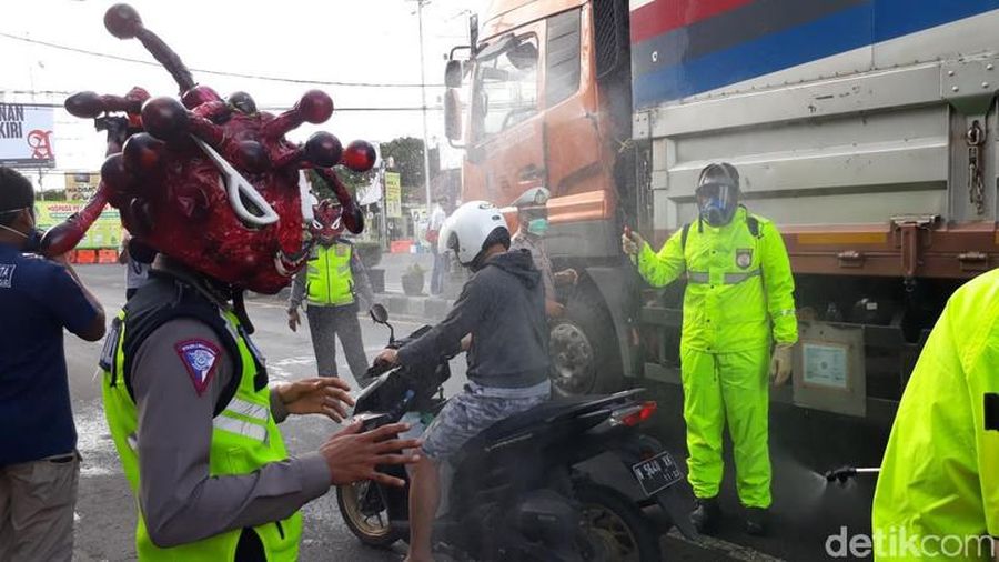 Simak penjelasan Kapolda Metro Jaya Inspektur Jenderal Polisi Nana Sudjana.