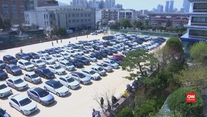 VIDEO: Hindari Corona, Warga Seoul Ibadah Minggu dari Mobil