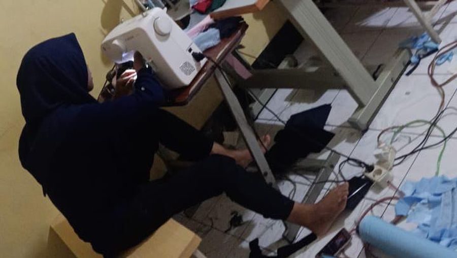 Hal itu dilakukan untuk membantu Usaha Kecil Menengah (UKM) dalam menghadapi tantangan berat di tengah perlambatan ekonomi akibat wabah Covid-19.