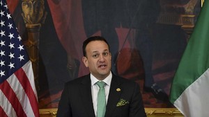 PM Irlandia Kembali Terjun sebagai Dokter untuk Lawan Corona