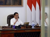 Pengumuman dari Jokowi: Semua Wajib Pakai Masker Sekarang!
