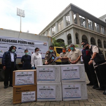 Lihat Penampakan Bantuan dari Para Crazy Rich untuk Indonesia