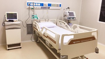 Foto orang sakit di rumah sakit