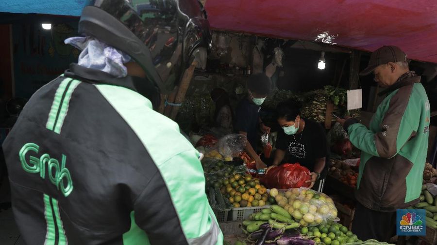 Jelang penerapan PSBB yang diterapkan Jumat (10/4/2020), Pemprov DKI mengimbau masyarakat membeli kebutuhan bahan pokok seperti sayuran dan buah via online.