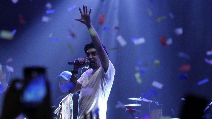 Penyanyi Glenn Fredly hembuskan nafas terakhir hari ini, menjadikan 2020 makin dipenuhi kabar sedih yang tak berujung