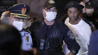 FOTO: Ronaldinho Bebas dari Hukuman Penjara