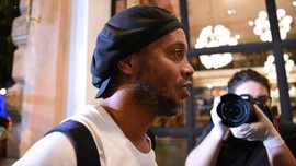 Ronaldinho Tak Pernah Membayangkan Mendekam di Penjara
