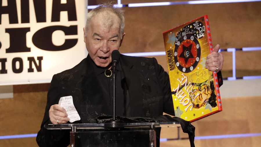 Pemenang Grammy John Prine meninggal akibat corona 