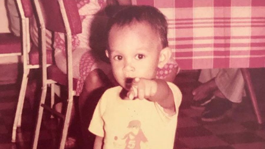 Penyanyi Glenn Fredly menghembuskan napas terakhirnya pada sore kemarin Rabu (8/4/2020). Ia dikabarkan meninggal akibat penyakit meningitis yang dideritanya.