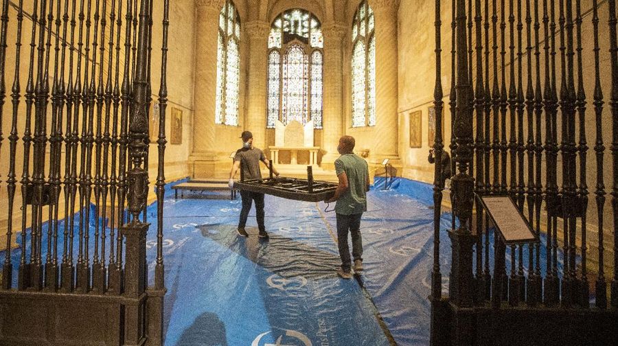 Pihak berwenang Amerika Serikat mengubah Katedral St. John the Divine di Manhattan, New York, menjadi rumah sakit pasien virus corona (COVID-19).