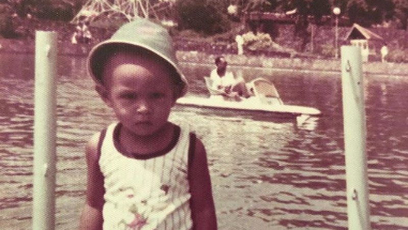Penyanyi Glenn Fredly menghembuskan napas terakhirnya pada sore kemarin Rabu (8/4/2020). Ia dikabarkan meninggal akibat penyakit meningitis yang dideritanya.