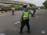 Nekat Keluar-Masuk Jabodetabek? Ini Ancaman Sanksinya