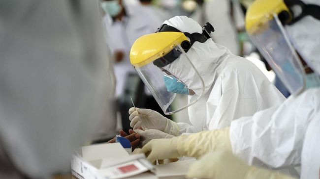 Pemerintah Klaim Kasus Corona di Banyak Daerah Mulai Melandai