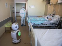 Malaysia Ciptakan Robot Canggih Cek Pasien Corona