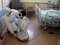 Ssst.. Diam-diam RI Buat Robot Raisa untuk Pasien Covid-19