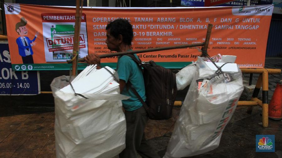 Perumda Pasar Jaya resmi memperpanjang penutupan Pasar Tanah Abang.