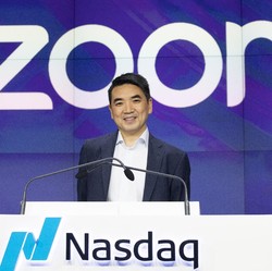 Zoom PHK 1.300 Orang, CEO Potong Gaji Sendiri Sampai Sisa 2%