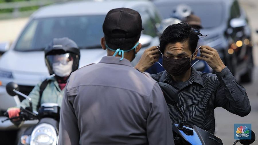 Pemberlakuan PSBB di Depok (CNBC Indonesia/Andrean Kristianto)