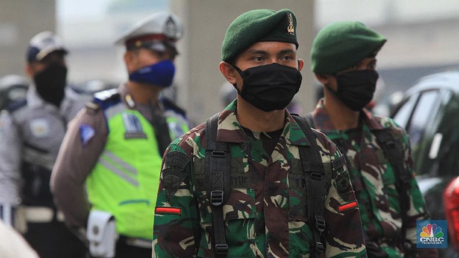 Pembatasan Sosial Bersekala Besar (PSBB) di Bekasi. (CNBC Indonesia/Tri Susilo)