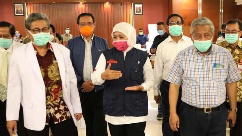 CT Corp bersama Bank Mega membantu renovasi Rumah Sakit Khusus Infeksi (RSKI) Unair Surabaya. (detikcom/Esti Widiyana)