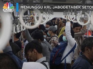 Menunggu KRL Jabodetabek Setop Operasi