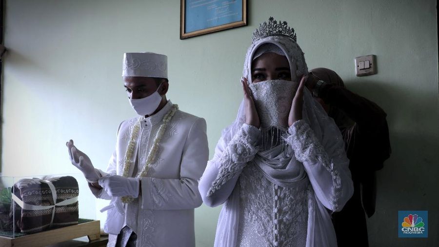 Pernikahan di Tengah Pandemi Covid-19 (CNBC Indonesia/Muhammad Sabki)