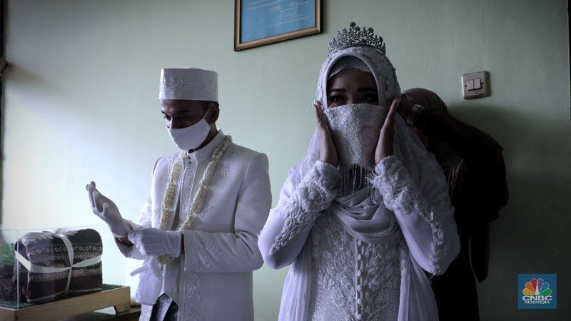Pernikahan di Tengah Pandemi Covid-19 (CNBC Indonesia/Muhammad Sabki)
