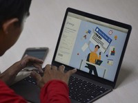 Alasan Jokowi Tak Ubah Kartu Prakerja Jadi BLT Murni