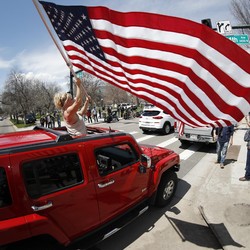 Amerika Nambah Utang Rakyatnya Hepi, Kalau di RI Nyinyir!
