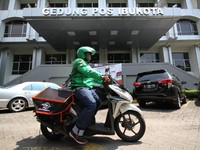 Grab Sebarkan 1,8 Juta Paket Sembako di Jabodetabek