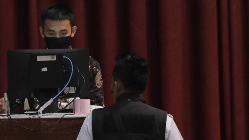 Pelayanan Pegadaian ditengah Pandemi Covid-19. (CNBC Indonesia/Muhammad Sabki)