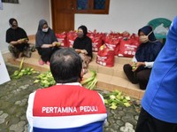 Pertamina Bagikan 6.643 Paket Bantuan untuk Pekerja Perempuan