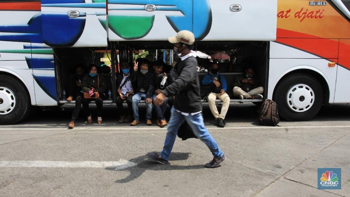 Ilustrasi Mudik. (CNBC Indonesia/Tri Susilo) Ilustrasi Mudik. (CNBC Indonesia/Tri Susilo)
