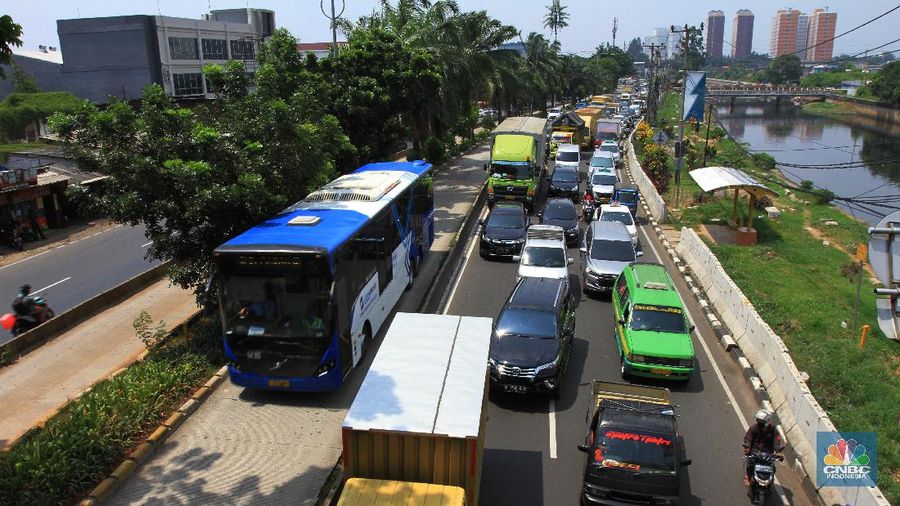 Ilustrasi PSBB. (CNBC Indonesia/Tri Susilo)