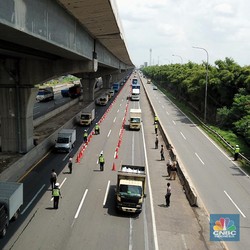 Ribuan Mobil Pribadi Tinggalkan DKI, Pebisnis Bus Gigit Jari!