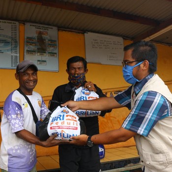Intip BRILian Fight Covid-19 Salurkan Bantuan Rp 7,2 M