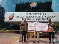 TelkomGroup Serahkan 44 Ventilator kepada Yayasan BUMN