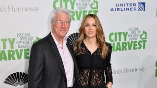 Di Usia 70, Richard Gere Dikaruniai Anak Kedua dari Silva