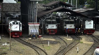 KAI Tegaskan Tiket Kereta Jarak Jauh Tak Dijual Online