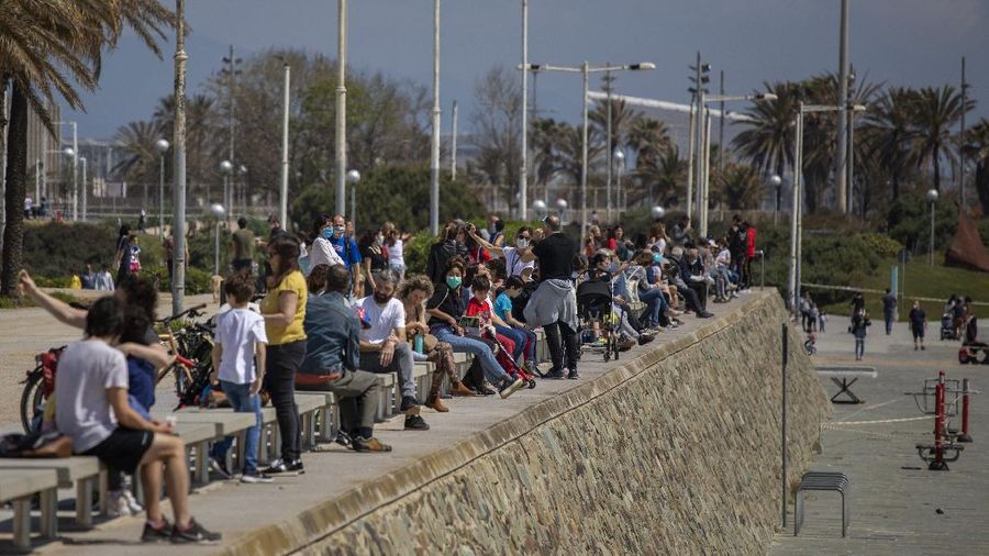 Kasus COVID-19 Turun Drastis, Spanyol Buka Lockdown. AP/Alvaro Barrientos